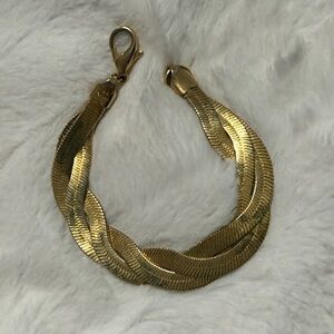 VINTAGE AVON GOLD-TONE TRIPLE STRAND BRAIDED HERRINGBONE CHAIN BRACELET